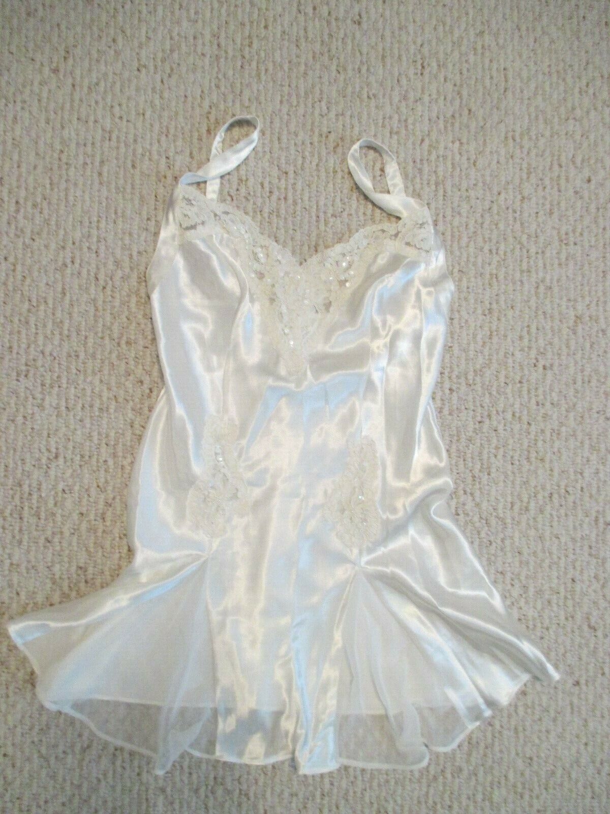 NWT Vintage Victoria's Jacksonville Mall Brand new Secret Bridal S Nightgown Applique Sequin