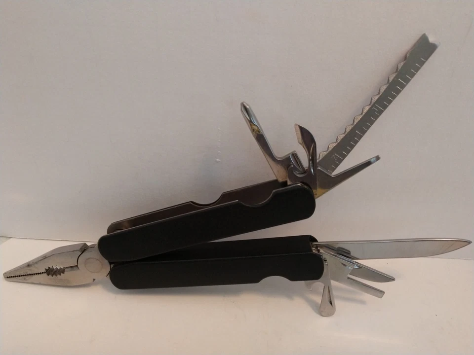 Cuchillo 9 en 1 multiherramienta con estuche. Cuchillo plegable de acero inoxidable. Gran forma. Foto 2 de 4