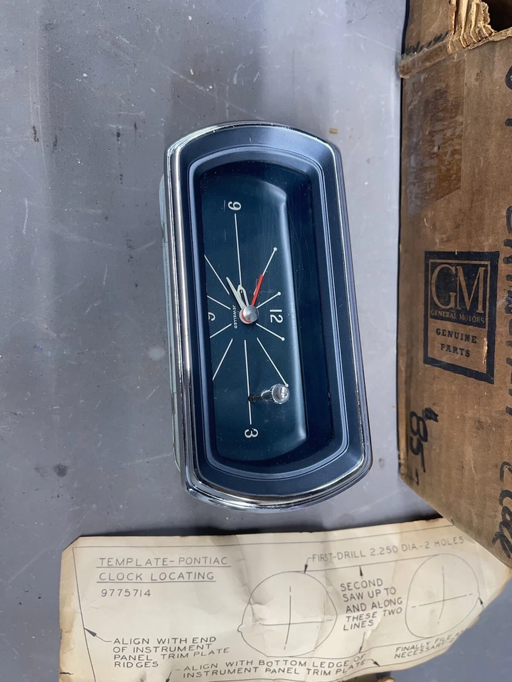 Nuevo de Lote Antiguo Pontiac Bonneville Catalina Star Chief Grand Prix Reloj de Tablero Auxiliar Foto 2 de 4