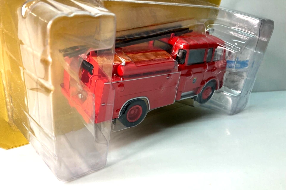 IXO SALVAT 1/43 DIECAST BERLIET GAK 17 BOMBEROS DE MADRID ESPAÑA CAMION - Imagen 2 de 3