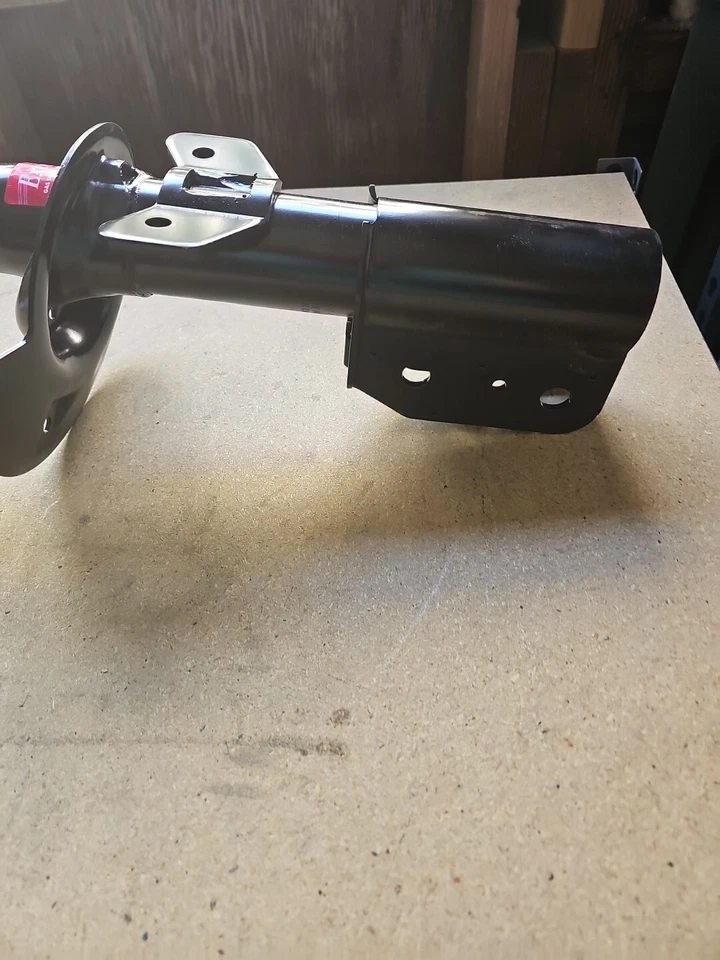 Puntal de suspensión KYB 339089 para Pontiac Grand Prix 04-08 Foto 2 de 4