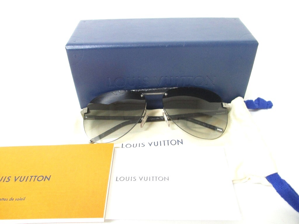 Auth LOUIS VUITTON Monogram Eclipse Eye Wear Cloc… - image 1