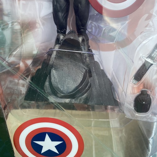 Captain America Marvel Select Action Figure 2021 NIB!!! - Picture 4 of 6
