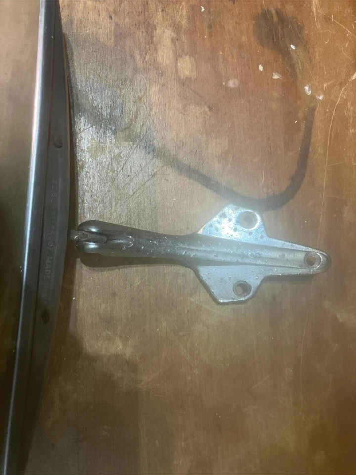 Espejo retrovisor Pontiac GTO 1964-1965 techo rígido a prueba de deslumbramiento Foto 2 de 4