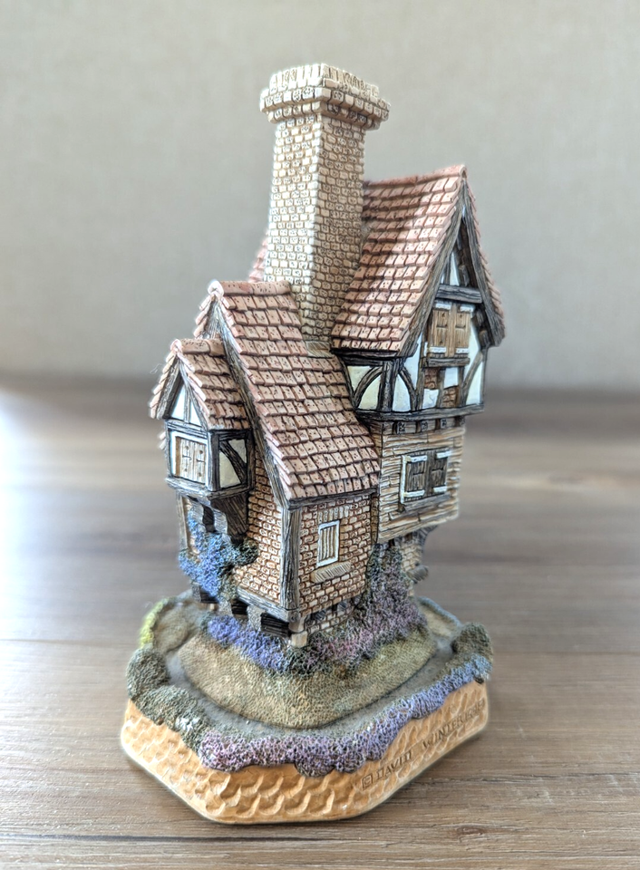 Enesco 1998 David Winter D1059 Robber's Retreat The Pilgrim's Way house ...