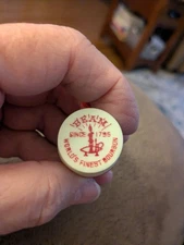 Jim Beam Bourbon Vintage Coinholder Keychain Since 1795 Worlds Finest Bourbon 