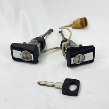 Mercedes W124 T&uuml;rschloss Satz Schl&uuml;ssel Schlie&szlig;zylinder Chrom Alarmanlage