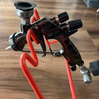 WS-400BLACK MAMBA1.4HD ANEST IWATA Spray Guns Used