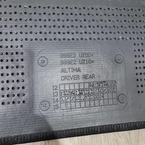 Nissan Altima Floor Mats OEM 2013-2015 Complete Set Preowned Very Good - Picture 8 of 24
