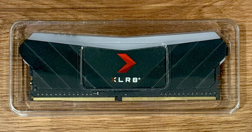 PNY XLR8 Gaming 8GB DDR4 3200MHz (PC4-25600) CL16 1.35V RGB Desktop (DIMM) - Image 2 of 2