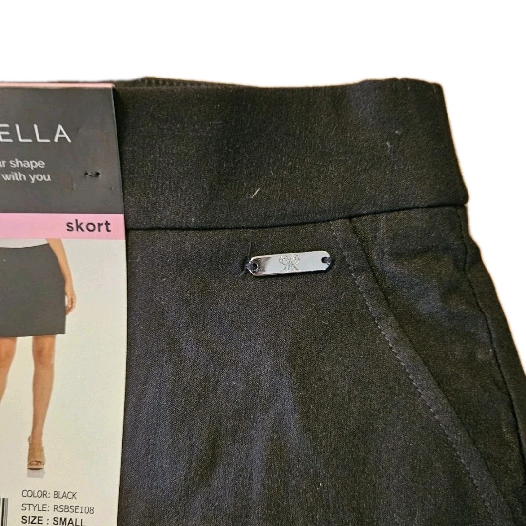 NWT Rafaella Ladies Pull On Stretch Skort Skirt, Black, Size Small