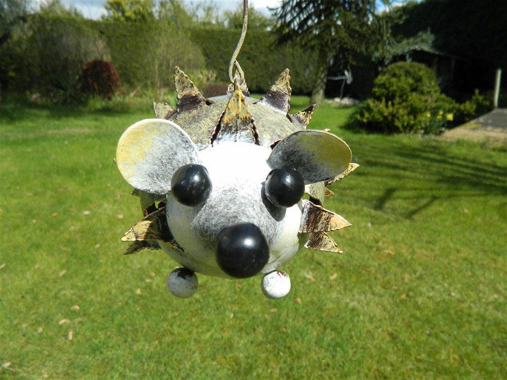 Metal Hedgehog Garden Ornament Hanging Tea light Holder Hedgehog - Hedgehog