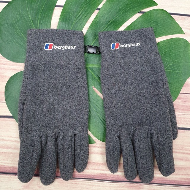 berghaus hat scarf gloves set