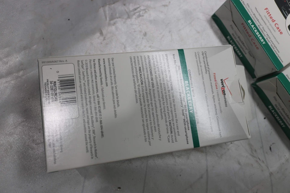 Lote de 3 capas de couro preto ajustadas Verizon para Blackberry Bold 9650 / Tour 9630 - Imagem 4 de 4