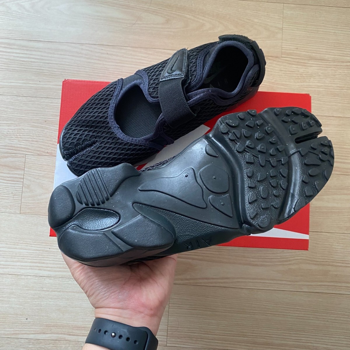 Nike Air Rift Breathe Off Noir Womens Sneakers Mary Jane