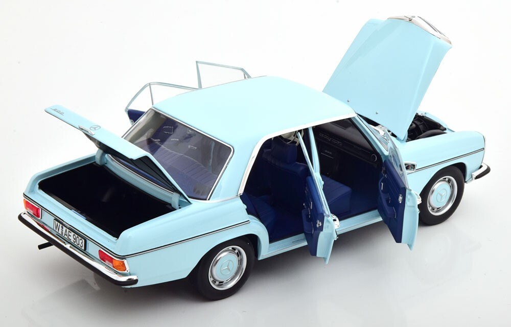 Mercedes-Benz 200 1968 Rougebrun foncé 1/18