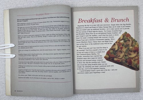 Vintage Light and Healthy Microwave Cooking Softcover Cookbook 1987 - Picture 7 of 12