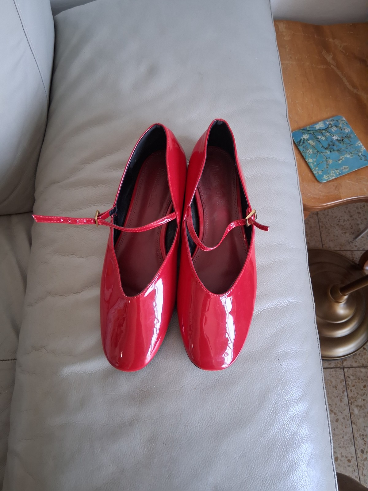 RARE Massimo Dutti Red Patent Leather Mary Jane Flats 39 EU/8.5 US