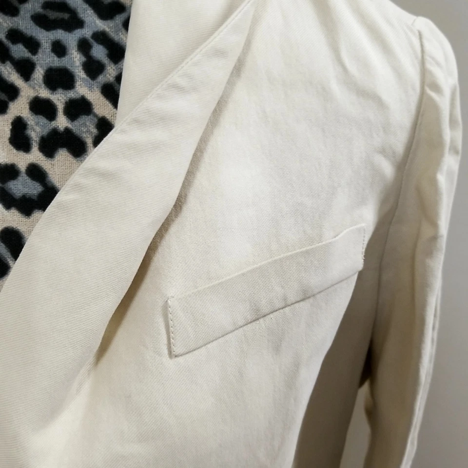 Brunello Cucinelli Women's Beige Silk Long Jacket Lightweight Sz 46 - Image 2 of 4