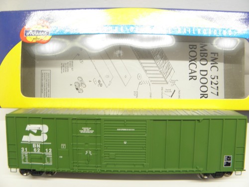 ATHEARN LISTO PARA RODAR 50' ENCHUFE Y PUERTA CORREDERA BOXCAR-BURLINGTON #316212 ESCALA HO | Zustand: New