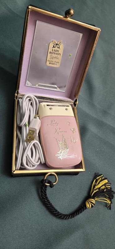 Vintage Lady Ronson Electric Shaver In Velvet Travel Case