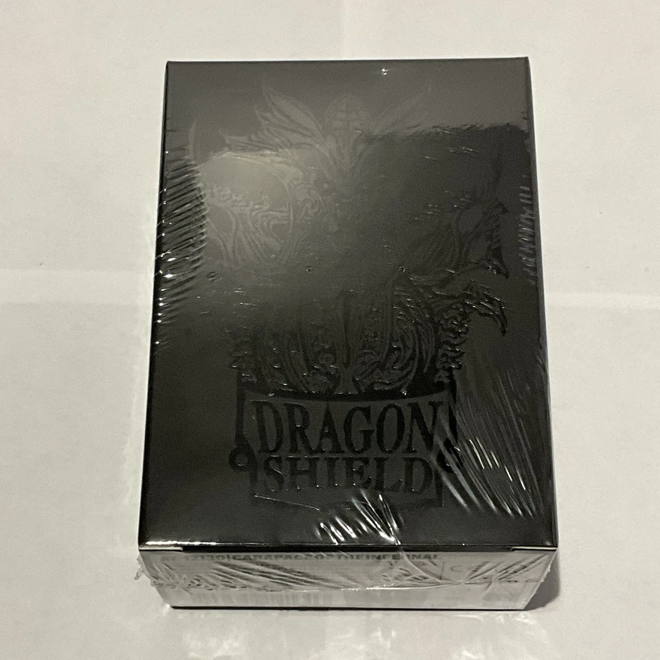 Dragon Shield 2025 Evento Excl. Mangas 100ct *NUEVO* Negro Sobre Negro/Dorado Interior Foto 2 de 4