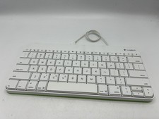 Logitech Wired Keyboard Y-B0006 For iPad/iPhone Lightning Connector - FREE S/H