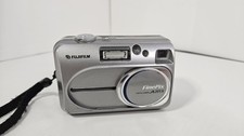 Fujifilm Digital Camera FinePix A205S 2.0MP Silver Tested