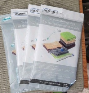 SET OF 4 Essentials Vacuum Storage Bags - Large 17.5 X 27.5 in Sealed bag