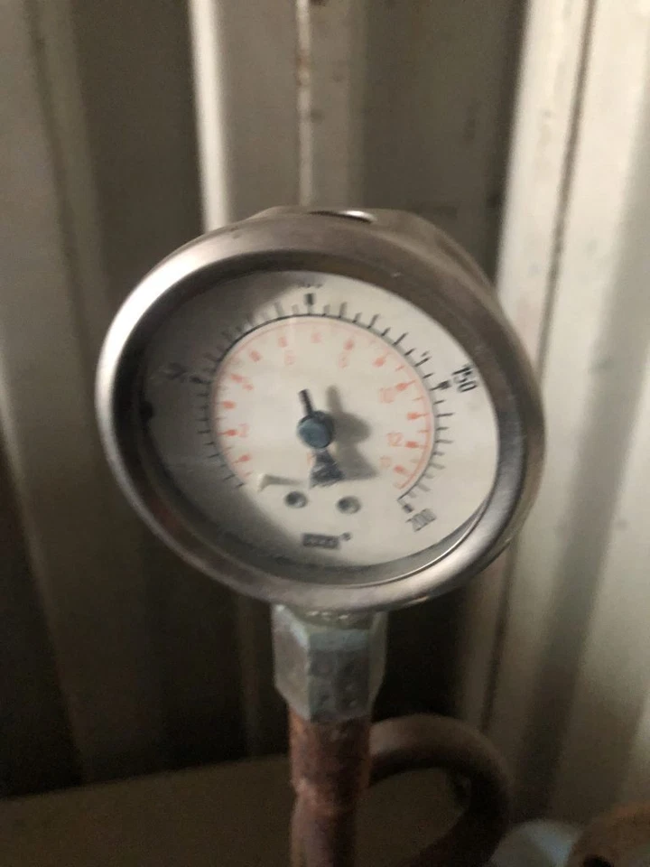 Bomba centrífuga Ingersoll Dresser Pump 3X1,5X10 Motor eléctrico de 30 HP Foto 4 de 4