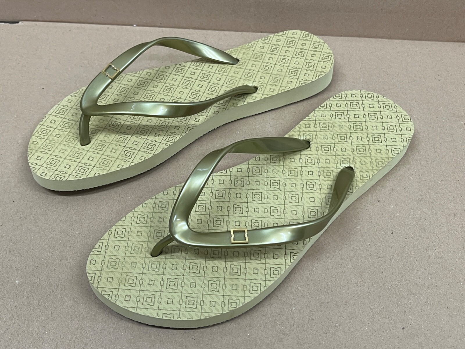 SAOLA Atlantis The Royal Dubai Hotel Flip Flops Slippers Sandals 26cm Sole