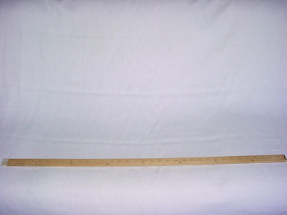 2-3/8Y Ralph Lauren Sunbaked Sunbaked White Linen Upholstery Fabric - Image 2 of 4