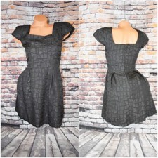 BCBG MAX AZRIA Size 4 Cocktail Dress Party
