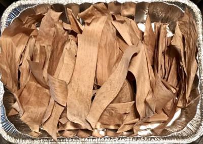 Dried Banana Leaf's  Anti Bacteria Relieve stress Fish Aquarium 100 gm  4 Oz