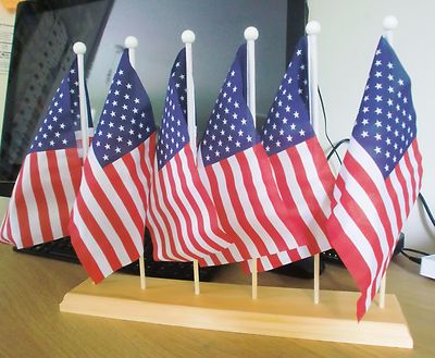USA 6 FLAGGEN SET mit sechs Loch Holzsockel Flaggen UNITED STATES OF AMERICA U.S.