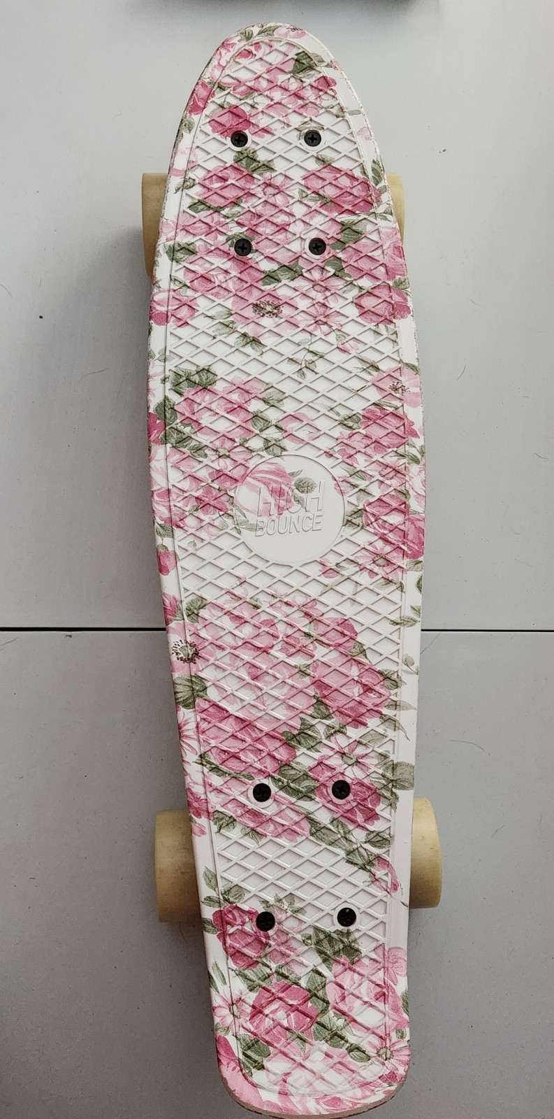 Pink And White Roses Floral 22 Cruiser Skateboard Youth Includes Carrier