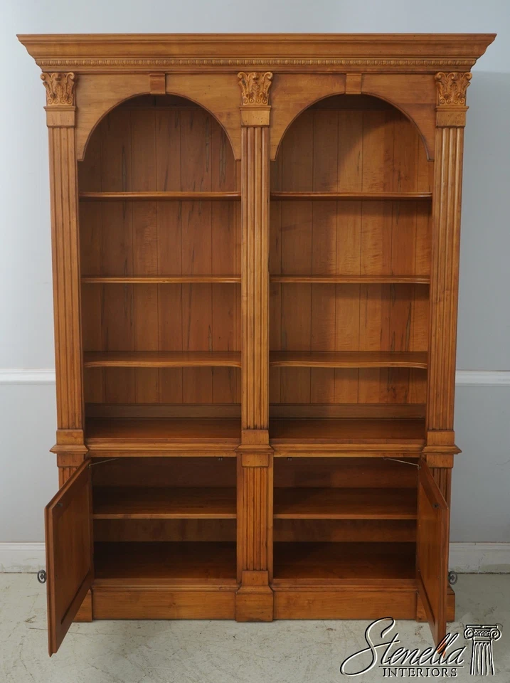 70327: Librería abierta de arce ETHAN ALLEN con detalles tallados Foto 3 de 4