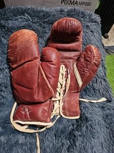 Vintage Draper Maynard Adult Boxing Fighting Gloves Leather Lace Up 6oz