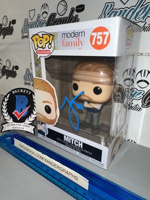 JESSE TYLER FERGUSON MITCH MODERN SIGNED AUTOGRAPHED FUNKO POP-BECKETT BAS COA