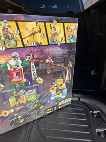 Lego Batman DC 76035 Jokerland NISB factory sealed Brand New Retired Starfire