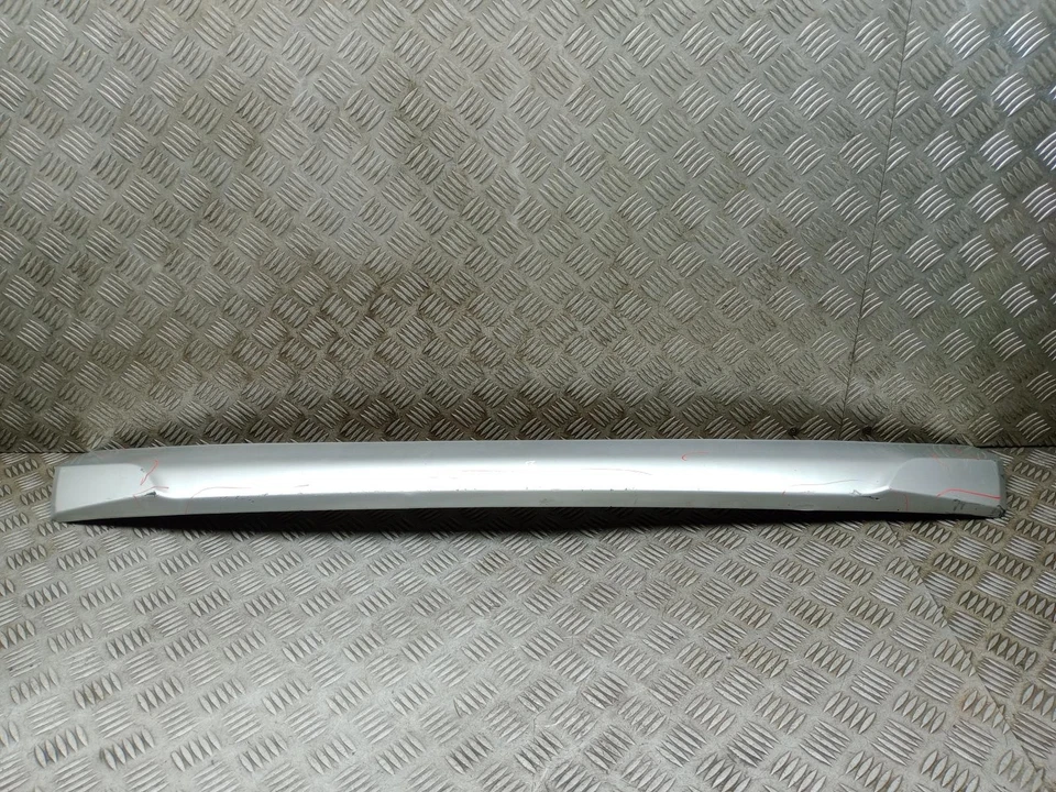 MITSUBISHI OUTLANDER PARACHOQUES DIFUSOR MOLDURA PANEL INFERIOR TRASERO 6415A061 MK3 2015 Foto 2 de 4