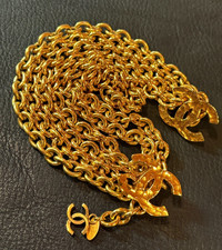 CHANEL BELT AUTH Coco chain CC Rare Gold Vintage LOGO Swing Rare A895