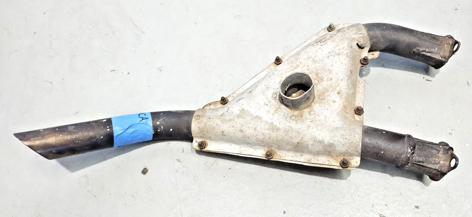 Pila de escape Aeronca 7 AC RH con protector térmico, P/N 05-08710, usada Foto 2 de 4