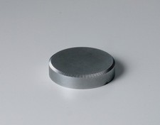 LEICA, LEITZ ORIGINAL CHROME REAR LENS CAP FITS ANY M39, 39MM SCREW MOUNT LENS.
