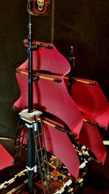 Lego Queen Anne's Revenge 4195 Pirates of the Caribbean Ship 100% Complete Set