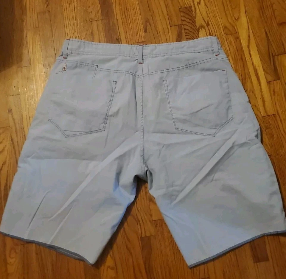 Howe Reversible Shorts Size 40-42 Gray/Blue Flat Front Men's - Image 4 of 4