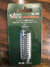 Kato 20-032 N-scale UniTrack Magnetic Uncoupler Track 64mm straight 1 