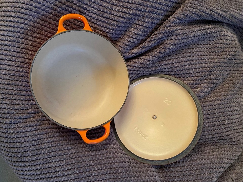 Le Crueset Vintage Cast Iron Pan Set in Orange Sizes 16, 18, 20 eBay