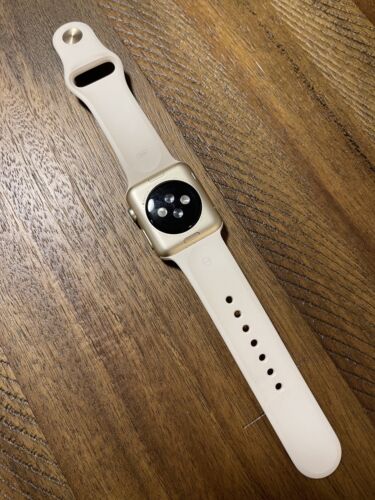 Apple Watch 38mm 7000 Series Aluminum Case (Gold) w/ Charger, S/M and M/L  Band