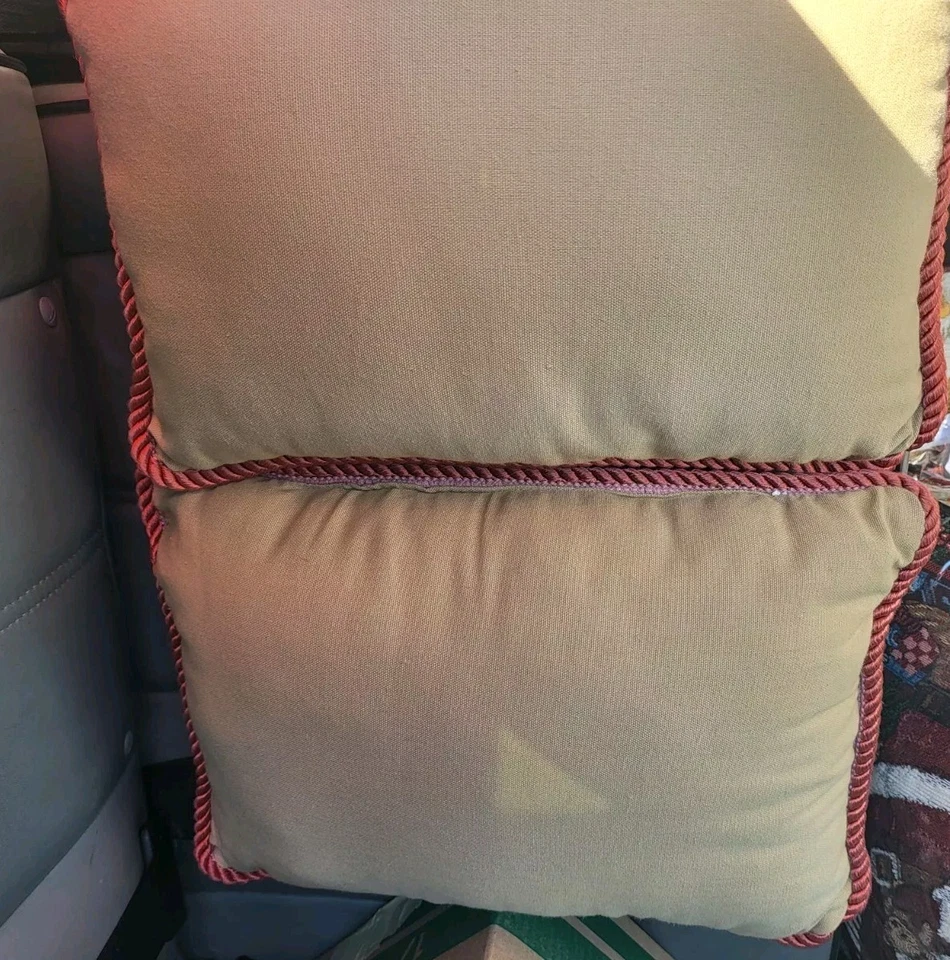 Juego de 2 Almohadas Decorativas de "Moda" en Diseño Primavera Conejo (16"x 12") Foto 2 de 2